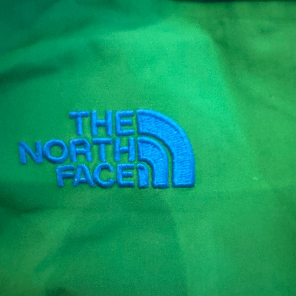 The North Face Kids Green and Blue Puffer Jacket - Picture 4 of 5